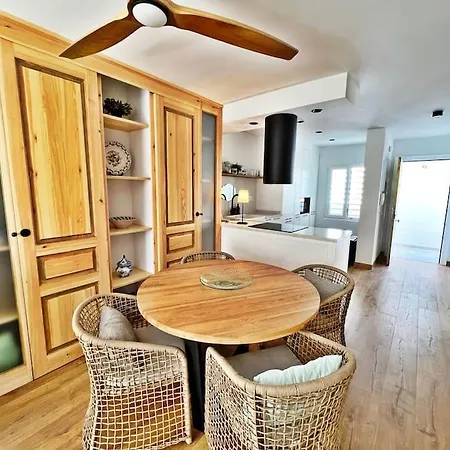 Luxurious Beach Apartment With Pool Fuengirola Buitenkant foto