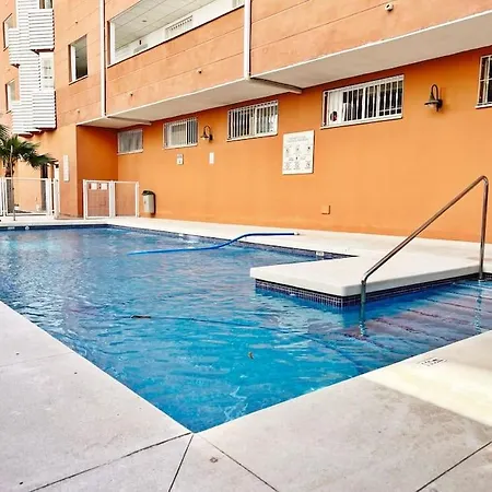 Luxurious Beach Apartment With Pool Fuengirola Buitenkant foto