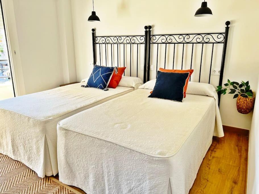 Luxurious With Pool Apartment Fuengirola